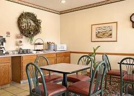 Super 8 Ripley 写真