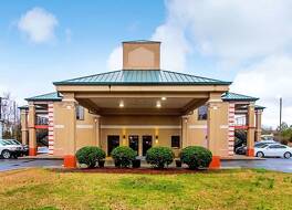 クオリティ イン & スイーツ ディクソン 写真