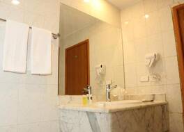 Silk Road Hotel