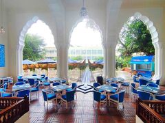 モノポリ オテル ブキティンギ 写真