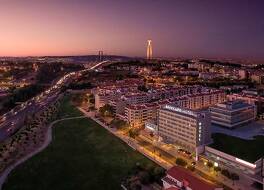 Hotel Mercure Lisboa Almada