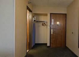 ホリデイ イン エクスプレス シカゴ-ダウナーズ グローブ by IHG 写真