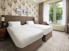 Waterhead Hotel 写真