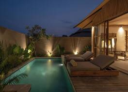 ウブド マス グランピング ラグジュアリー テント 写真