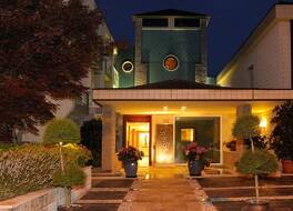 カーサアルベルゴ ラ ロッカ