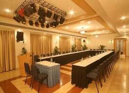 ホテル サンシティー レジデンシー 写真