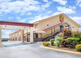 スーパー 8 バイ ウィンダム クリーブランド