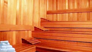 ザ クリスタル ロッジ アンド スイーツ