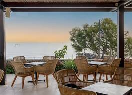 ブルー シー ビーチ アフィリアテッド バイ メリア 写真