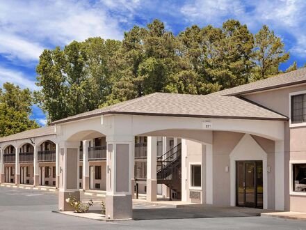 デイズ イン バイ ウィンダム ミリントン 写真