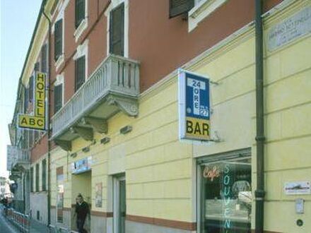 Hotel Mantegna Stazione 写真