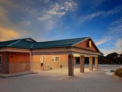 スーパー 8 バイ ウィンダム シロアム スプリングス 写真