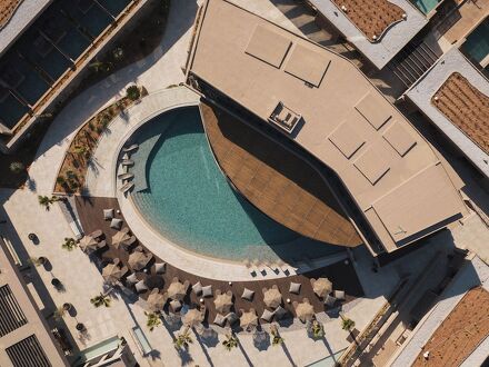 プノエ ブリージング ライフ (アダルツ オンリー) 写真