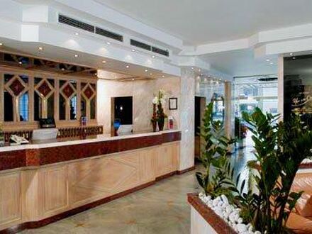 ベスト ウェスタン ホテル ロイヤル センター 写真