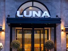 ルナ ホリデイ コンプレックス 写真