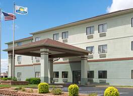 デイズ イン by ウィンダム コリンズビル/セントルイス 写真