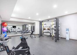 マイクロテル イン & スイーツ バイ ウィンダム フォート マクマレー 写真