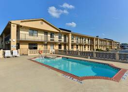 アメリカズ ベスト バリュー イン & スイーツ アルカデルフィア 写真