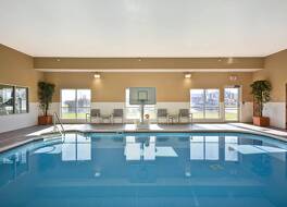 タウンプレイス スイーツ バイ マリオット スー フォールズ 写真