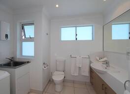 クーラ ビーチ アパートメンツ バーガラ 写真