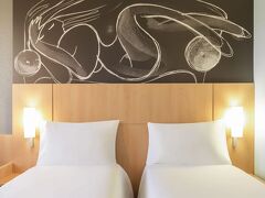 イビス レンヌ サントル ガール スッド 写真