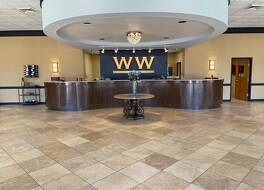 Historic Whispering Woods Hotel & Conference Center