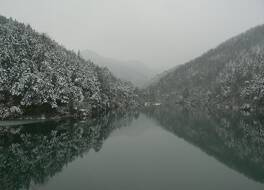 シュアンチュン ジンティンシャン リゾートホテル 写真