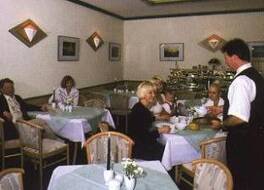 ホテル アム シュロス 写真