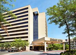 Embassy Suites by Hilton Crystal City National Airport