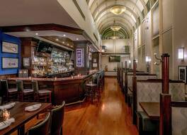 ダブルツリー バイ ヒルトン シカゴ ノースショア カンファレンス センター 写真