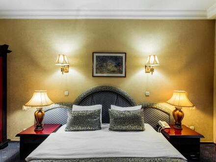 アンバセダー 写真