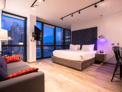 エタージ エグゼクティブ リビング 写真