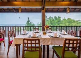 ヌサンタラ ディアン センター 写真