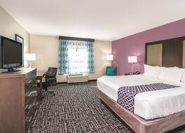 ラ キンタ イン & スイーツ バイ ウィンダム ラウドン