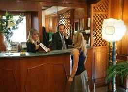 コンフォート ホテル ボリバル 写真