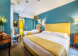 ホテル スカリナータ ディ スパーニャ 写真