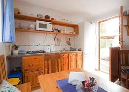 GUBAS DE HOEK meet eat sleep 写真