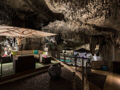 グロット ベイ ビーチ リゾート 写真