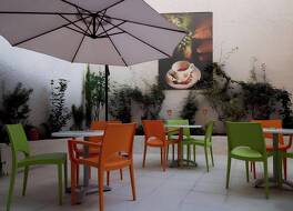 シティ ライフ ポート ホテル 写真