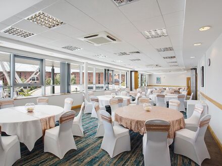 ジュリーズ イン リバプール 写真