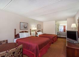 デイズ イン バイ ウィンダム ハリケーン ミルズ 写真