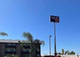 スタジオ6スイーツ デラノ、CA 写真