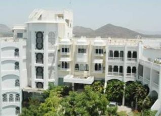ホテル ヒルトップ パレスの宿泊予約 料金比較 フォートラベル Hotel Hill Top Palace ウダイプール ホテル ヒルトップ パレスの宿泊予約 料金比較 フォートラベル Hotel Hill Top Palace ウダイプール
