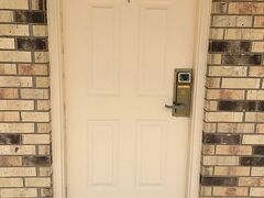 ラグジュアリー イン & スイーツ フォレスト シティ 写真