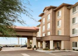 Holiday Inn Hotel And Suites Barstow 写真