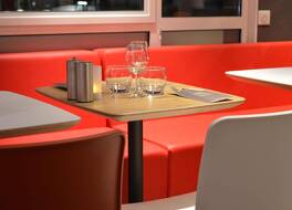 イビス オンフルール 写真