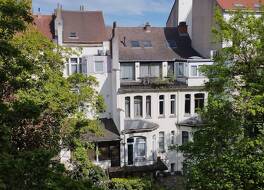 ニュー ホテル シャルルマーニュ 写真