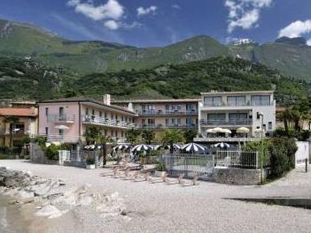 Hotel Castello Lake Front 写真