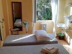 テル ダリ 写真