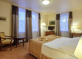 ホテル ホーエンシュタウフェン KG 写真